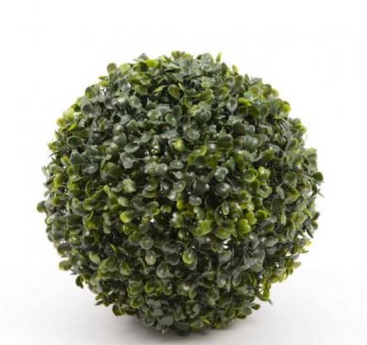 Green Boxwood Ball, 18cm